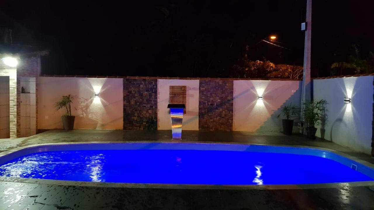 Piscina Aquecida, 3 Dorms Ar Condicionado, Cervejeira E Bilhar, A 500 Metros Do Mar